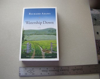 Watership Down von Richard Adams, Taschenbuchausgabe