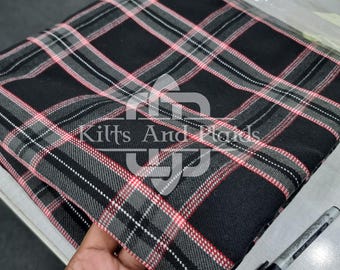 Tartán de brujas - Tela de tartán casera de 16 oz - Lavable a máquina - 54 pulgadas de ancho - Running Yards - Tela para hacer faldas escocesas