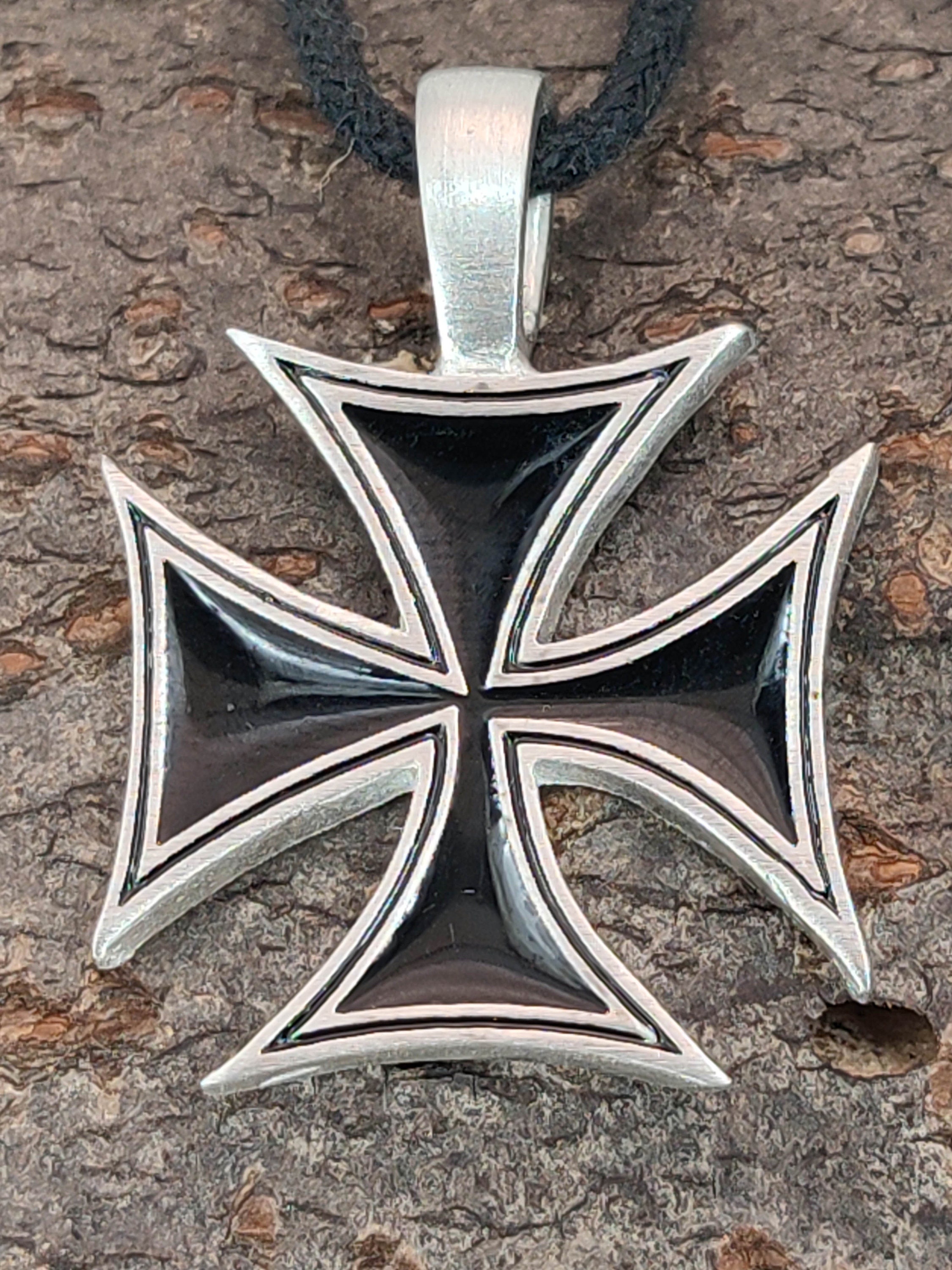 Iron Cross 1914 1813 Ribbon/chain Pendant Iron Cross Pewter
