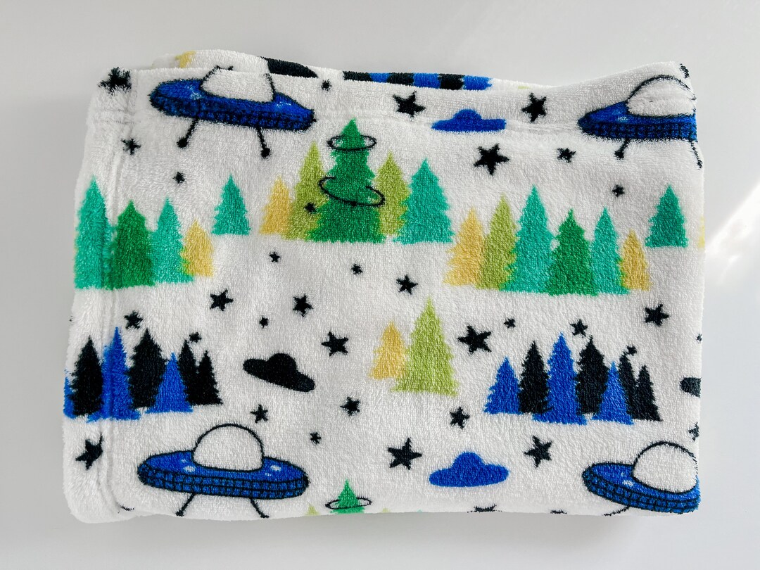 Aliens Plush Baby Blanket 30 X 36 Infant Baby Etsy