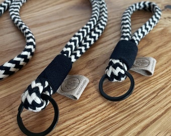 Express shipping // Set of 2 “Lanyards-Family-Friends” | Wishing well