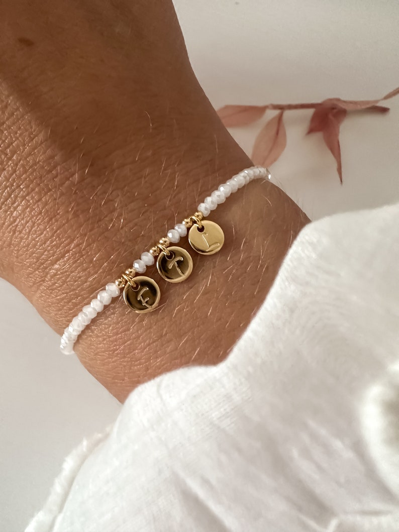 Initialen Kristall Armband rund, personalisierbar, Buchstabe benutzerdefiniert, Gravur, Mama Geschenk Kristall, Runde charms Gold customized Bild 1