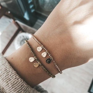 Pulsera de cristal con iniciales, personalizada, letra personalizada, grabado, regalo para mamá en cristal, chapado en oro de 18k, disco personalizado
