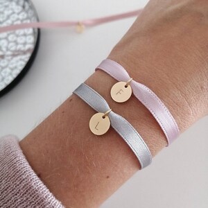 Pulsera de seda de carta de deseo para atar, iniciales, primera letra, monograma, hermanamiento, gratitud, mejor amiga, hermanas, cuidado