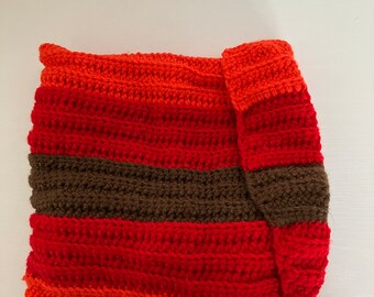 Crocheted turtleneck hood