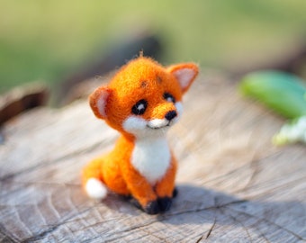 Naald vilten speelgoed Fox . Eco wol speelgoed. Verzamelbaar wollen speelgoed.