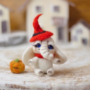 Needle felted toy elephant. (Witch style). Felt sculpture. Eco friendly toy.