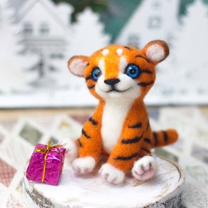 Needle felted toy Tiger . Felt sculpture of White Tiger . Symbol of 2022. Eco friendly toy.