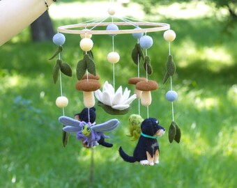 Customized felted baby mobile. Nursery felted mobile with dogs. Individual, personalized custom mobile with animals. Baby Shower Gift.