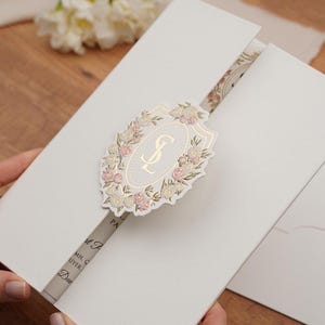 Luxus Hochzeitseinladung, Custom Design Monogramm, faltbare Einladungskarte, mit Details und Antwortkarten, mit Goldfolie bedruckte Umschläge