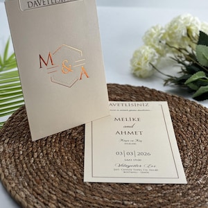 Hochzeitseinladungen, Goldfolie Monogramm, Moderne Hochzeitseinladungskarte und creme-weißen Umschlag, Goldmuster creme-elfenbein, Goldfolie gerahmt