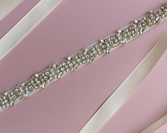 Handgemachte Perle & Strass Blumenmädchen Schärpe Gürtel - USA Made