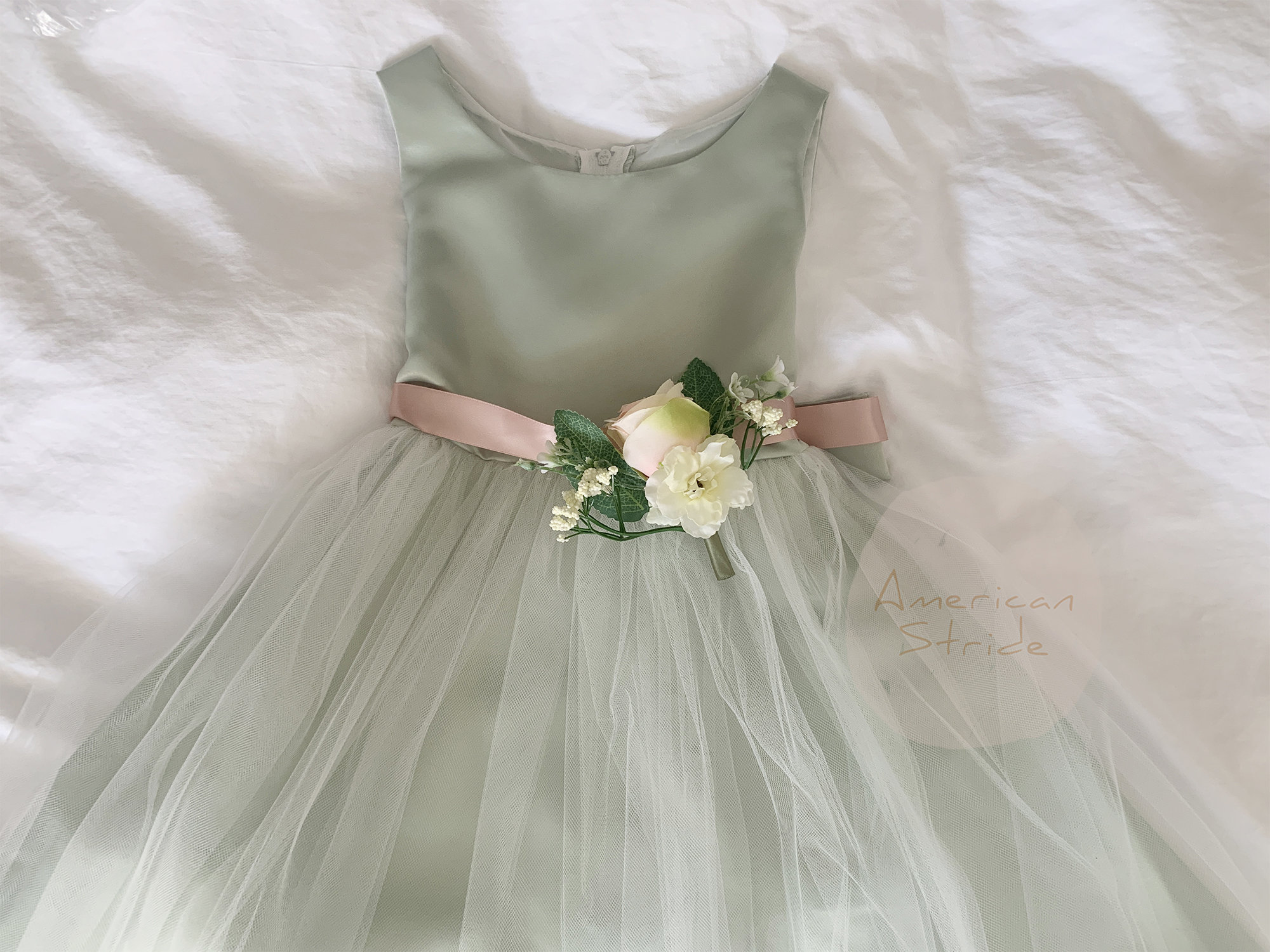sage green and lavender dress Wedtrend Green Junior Bridesmaid Dress A-line V-Neck Chiffon Short Sleeves  Matcha Wedding Party Dress – WEDTREND main image 0