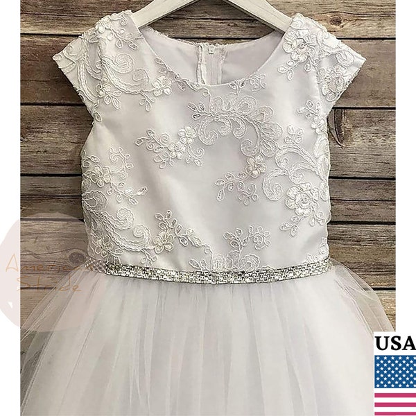 Fabriqué aux États-Unis | Robe haut de communion luxueuse en soie et tulle scintillant avec appliques brodées | Taille 2-20 | Robe Luna