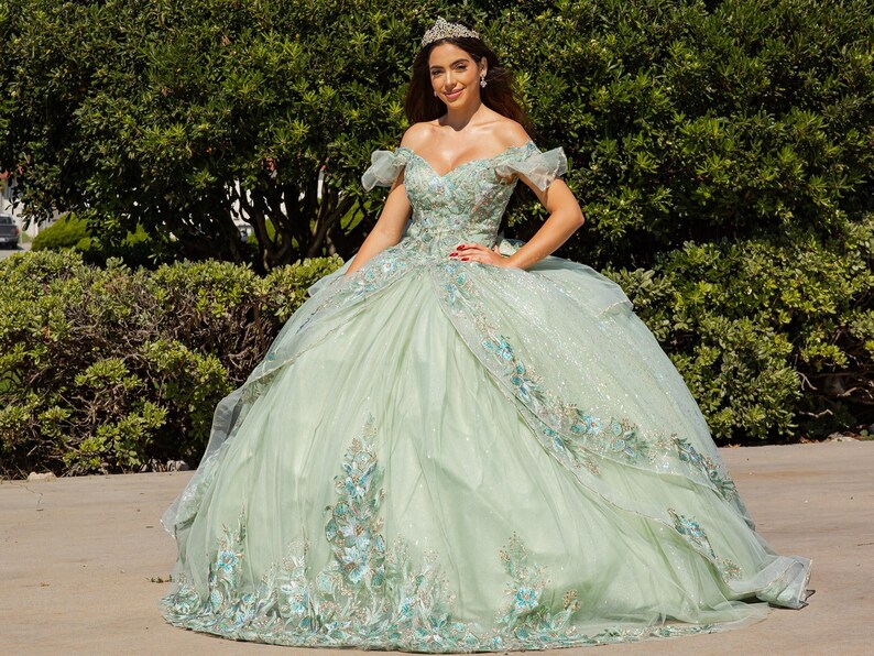 Sage Off-shoulder Quinceanera Dresses V-neck Corset Bodice Sequin Lace Appliques | eBay Sage Off-shoulder Quinceanera Dresses V-neck Corset Bodice Sequin Lace Appliques | eBay
