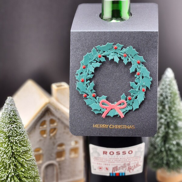 Christmas Wine Gift Tags, Christmas Wine Bottle Gift Tags,  Handmade Holiday Wine Tags, Wine Bottle Gift Tags, Wine Bottle Tags Holiday