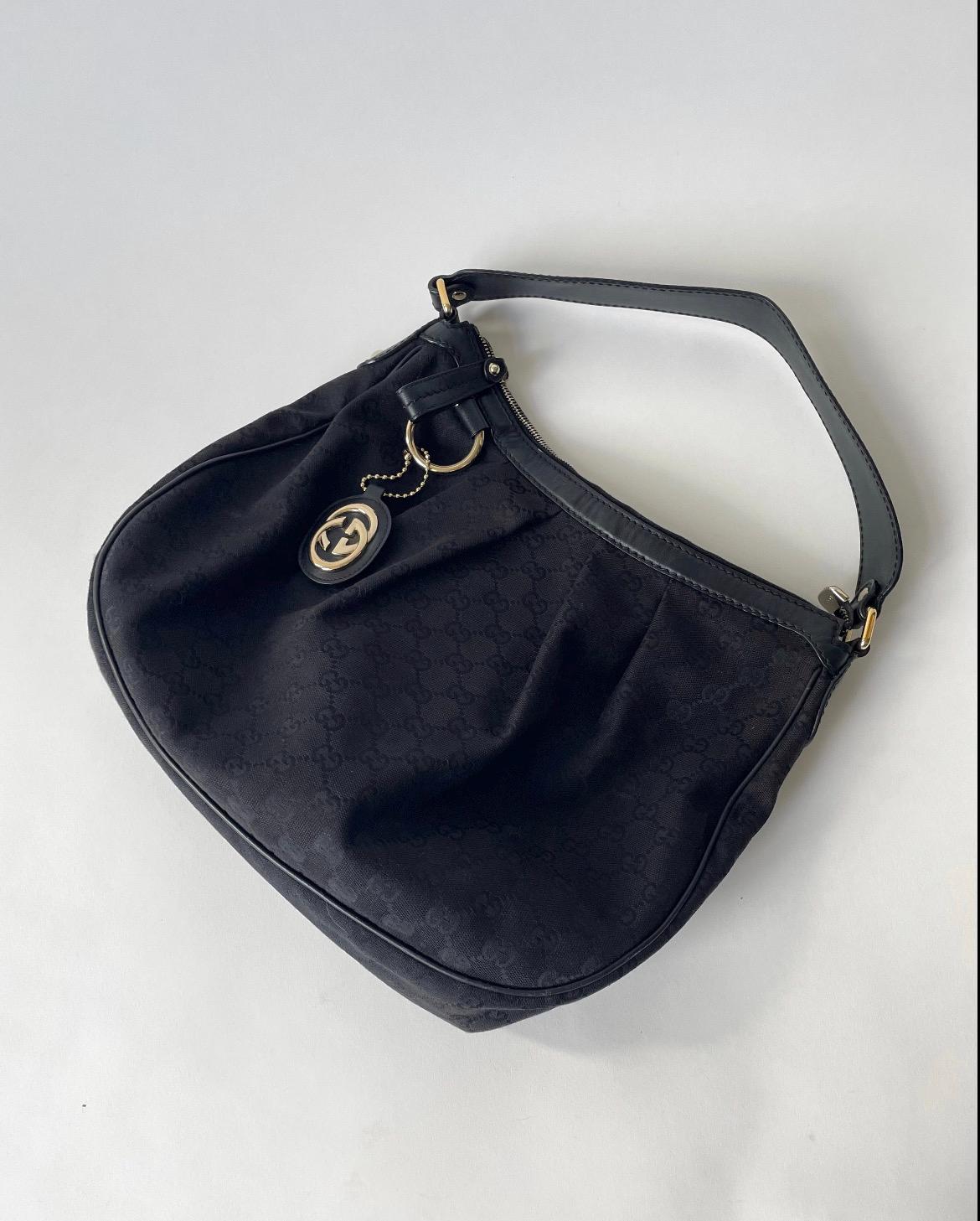 Hotel Kalinga Gucci Sukey Medium Tote Gucci Shopping Bag Canada