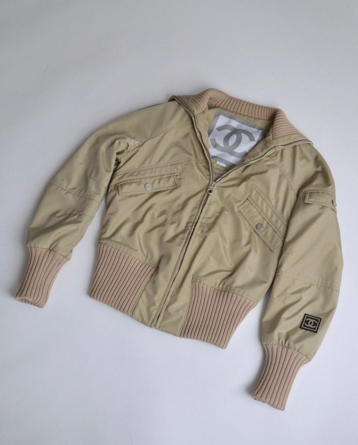 Chanel Nylon Jacket Jumper ロゴ Chanel Nylon Large Logo Zippered Hoodie - SRM – SHENGLI ROAD MARKET