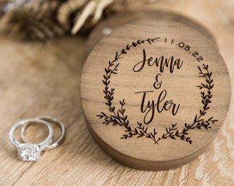 Custom Name Ring Box, Bridal Shower Gift, Engraved Wedding Ring Box, Wood Ring Bearer Box, Personalized Ring Holder, Engraved Round Ring