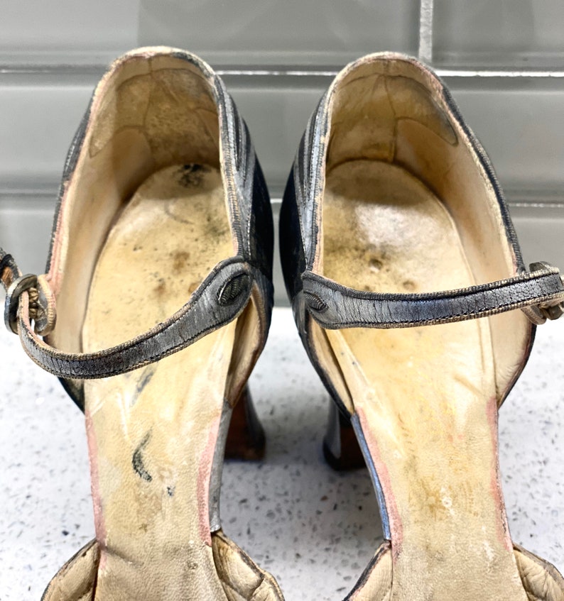 Vintage Antique La Gioconda Shoes Vintage Black and Silver Woman/'s Size 9.5 La Gioconda High Heel Shoes with Ankle Strap