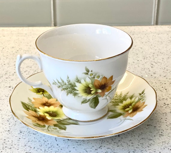Vintage Royal Vale Tea Cup and Saucer / Antique Bone China Vintage Royal Vale Tea Cup and Saucer / Antique Bone China