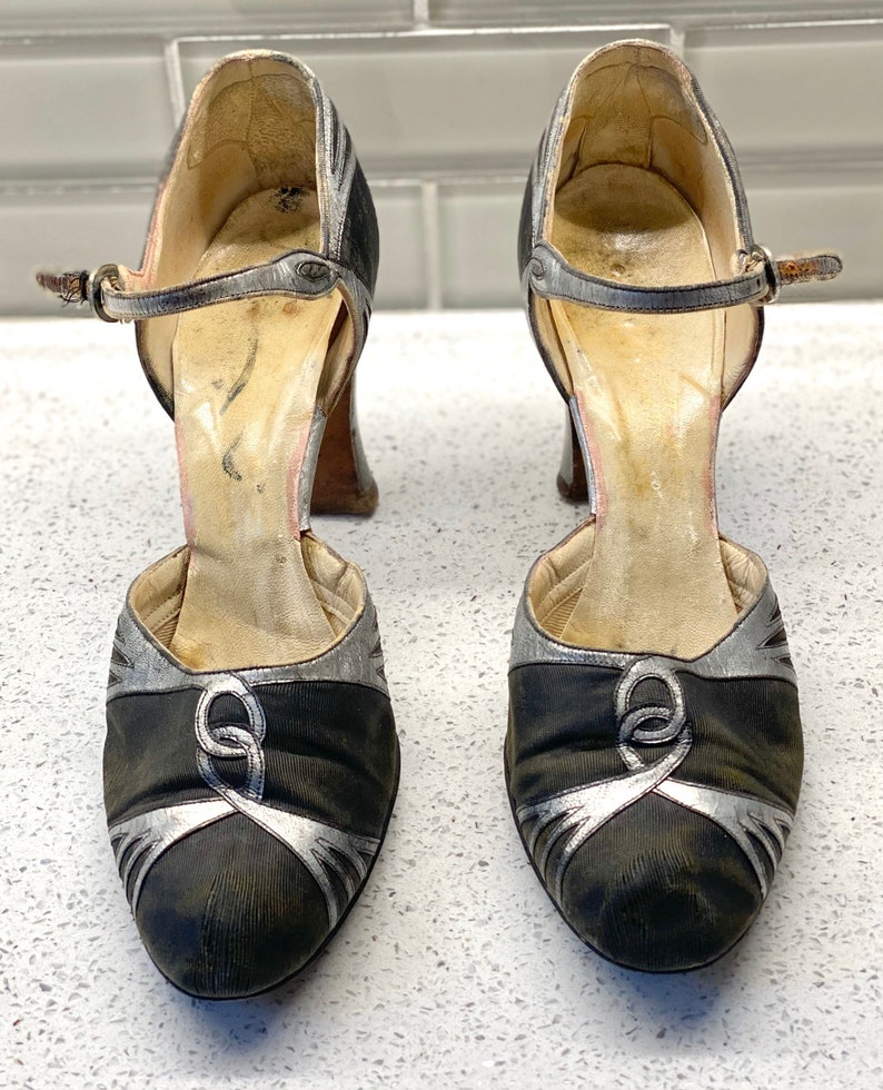 Vintage Antique La Gioconda Shoes Vintage Black and Silver Woman/'s Size 9.5 La Gioconda High Heel Shoes with Ankle Strap