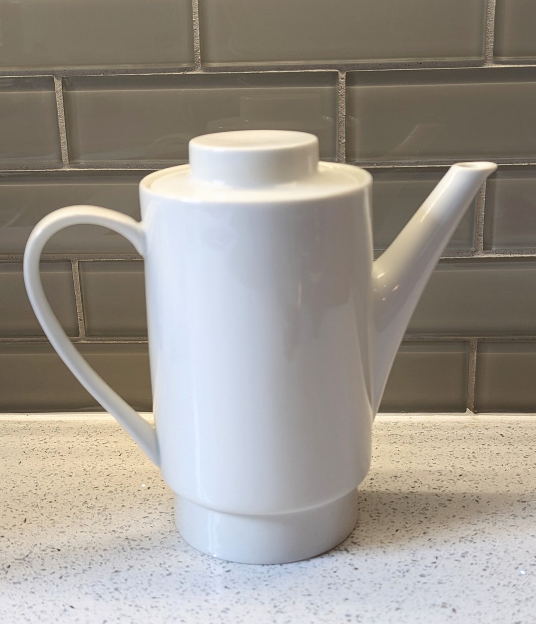 Vintage Melitta Coffee Pot Teapot Germany 20100 / Vintage White Ceramic Porcelain Coffee Pot