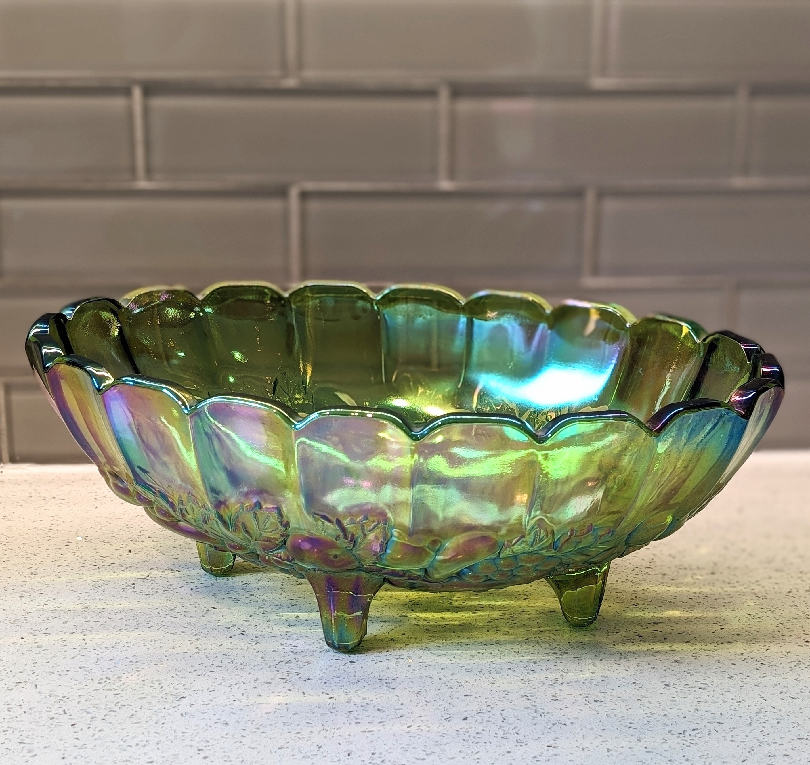 アメリカ製 WEISS ヴィンテージブローチ Carnival Glass