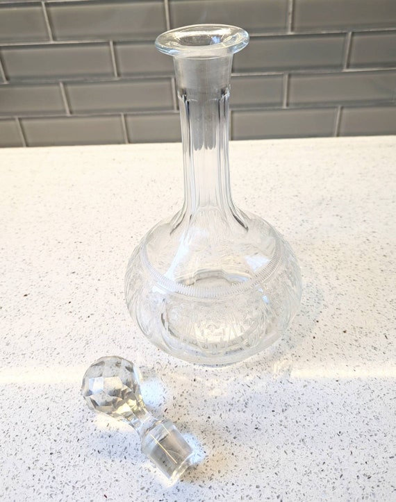 Glass Decanter Oval with Lid - S'067 - 1.25 L