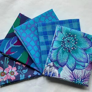 5 Blue Kaffe Fassett FQ Bundle - 5 Blue Fat Quarters Bundle FQ 18 x 22 Cotton Quilt Fabric Version 6