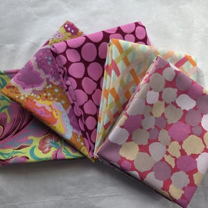 5 Pink Kaffe Fassett FQ Bundle 18 x 22 Cotton Quilt Fabric Version 4