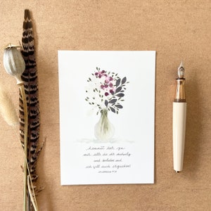 Postkaart Matteüs 11 – Christelijke kaart met Bijbelvers en aquarel bloemenvaas ter bemoediging