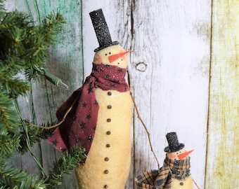 Primitive Bobbin Snowman Farmhouse Snowman Antique Bobbin Snowman Holiday Decor Country Snowman Tall Skinny Snowman Wooden Bobbin Snowman