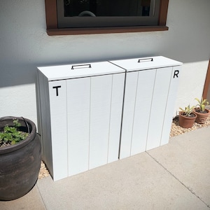 Modern Ranch Outdoor Trash Can (DIY Plans)