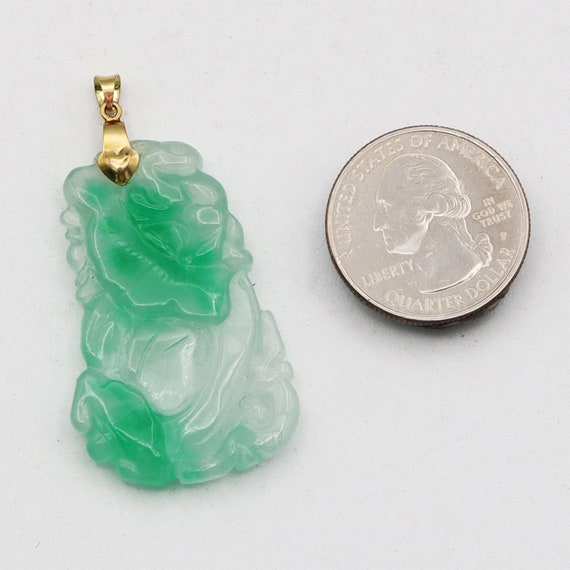 Estate 14K Yellow Gold Carved Green Jade Koi Pend… - image 3
