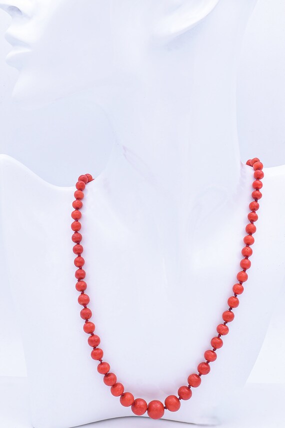 Vintage 10K White Gold Red Coral Graduated Beaded… - image 4
