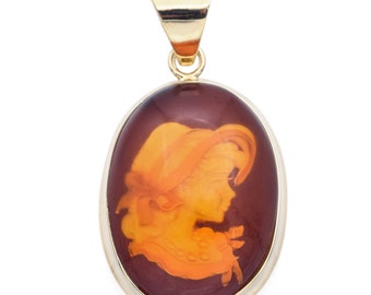 Vintage 14K Yellow Gold Amber Reverse Carved Cabochon Cameo Pendant