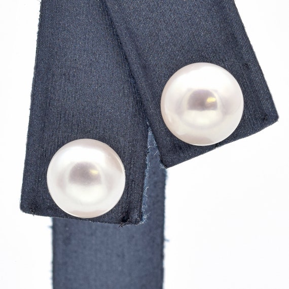 Vintage 18K White Gold Pearl Stud Earrings - image 5