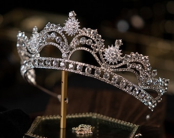 Hochzeit Vintage-Stil Kristall Handgefertigt Diadem Tiara T1470 Hochzeit Vintage-Stil Kristall Handgefertigt Diadem Tiara T1470