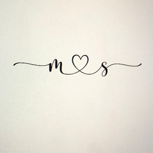 INITIAL(minuscolo),HEART,INITIAL(lc) file svg,png,jpg. File di esempio allegato. I tuoi file specifici ti saranno inviati via email dopo essere stati progettati.