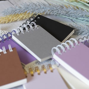 Cuaderno de bocetos en espiral con acuarela, hecho a mano, mini espiral, tamaño de viaje