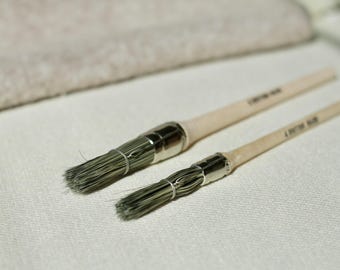 Bridled Glue Brush Synthetic - bookbinding, conservation