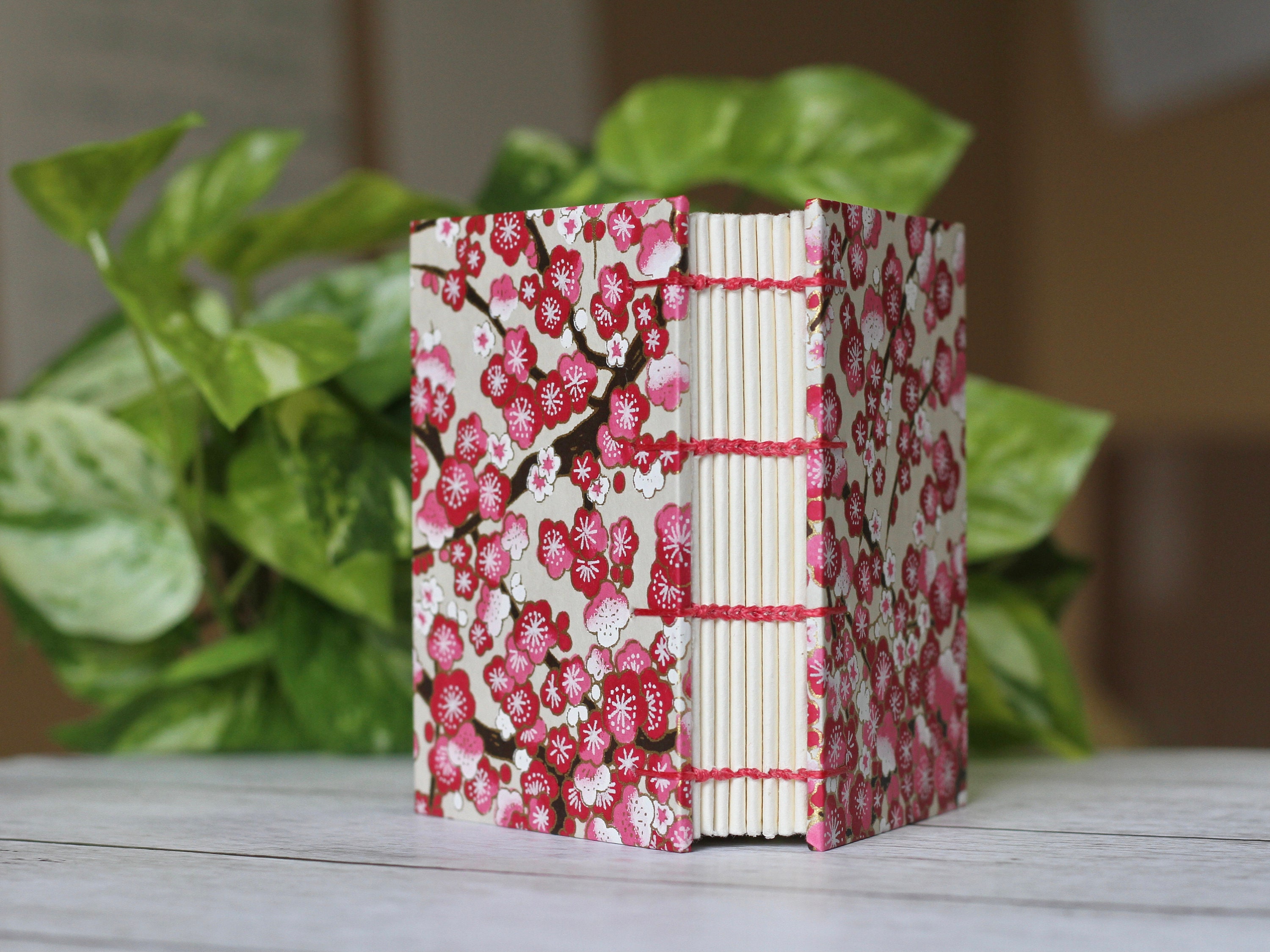 Mini Handmade Watercolor Sketchbook, Chiyogami, Fabriano, Arches, Cold Press, Hot Press 140 lb, Sakura