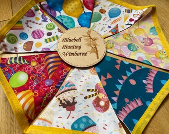 Birthday Party Celebration Cake Balloon Unisex Cotton Fabric Bunting Banner - Small Sized Flags - 9 Flags