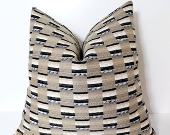 Beige Pillow Cover Beige Mudcloth Pillow Beige Farmhouse Pillow Modern Boho Cushion Throw Sofa Pillow Woven Gray Beige Plaid Pillow