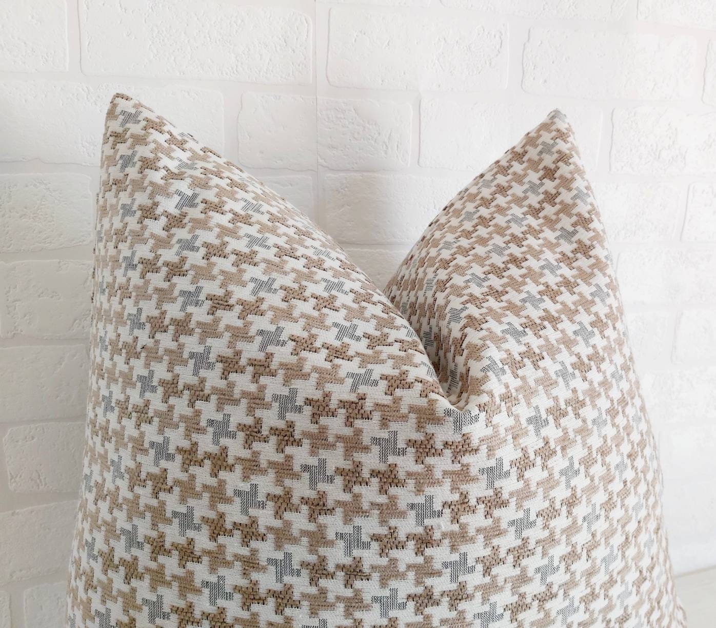 Beige Gray Pillow Cover Houndstooth Neutral Pillow Midcentury Etsy