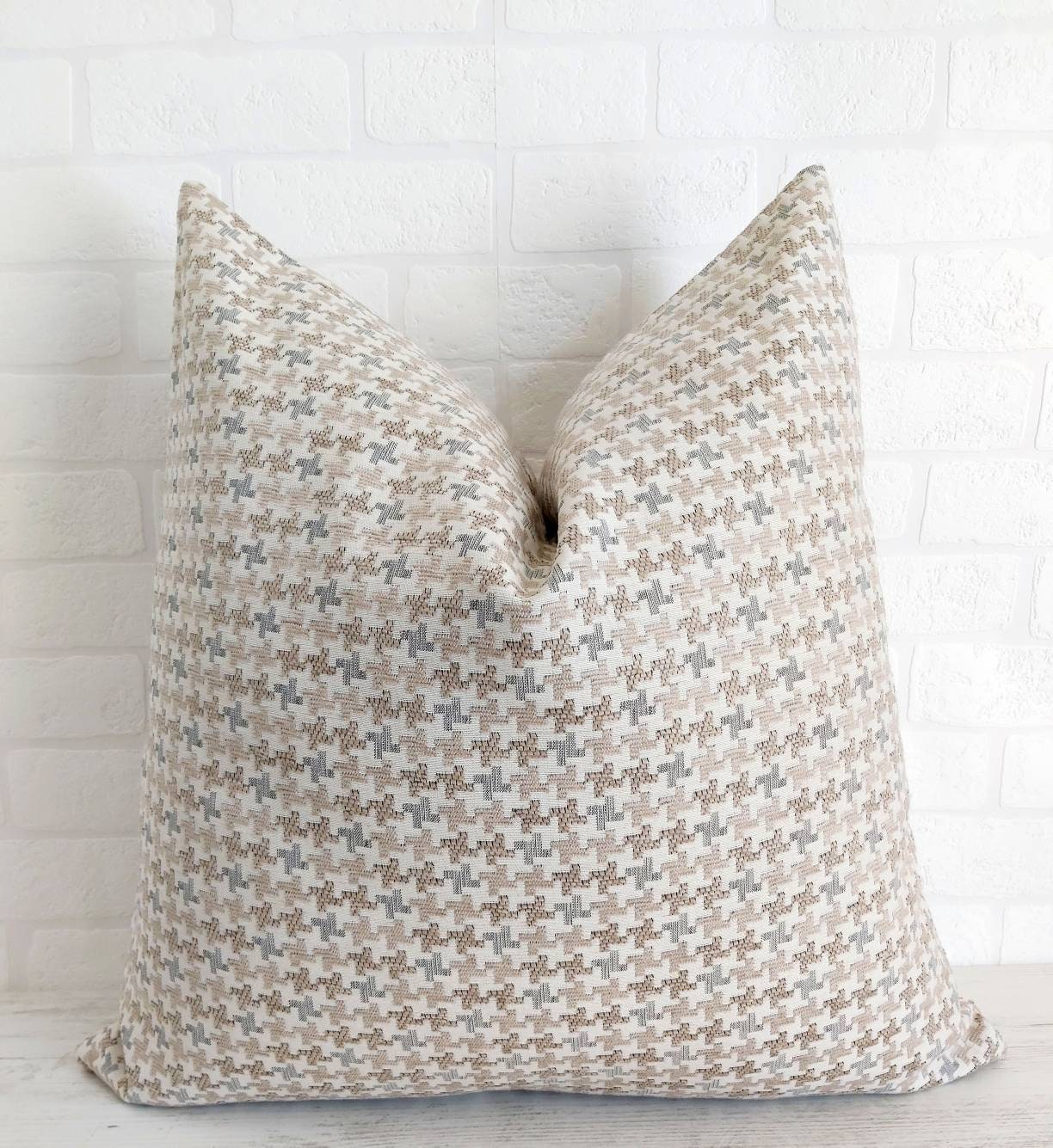 Beige Gray Pillow Cover Houndstooth Neutral Pillow Midcentury Etsy