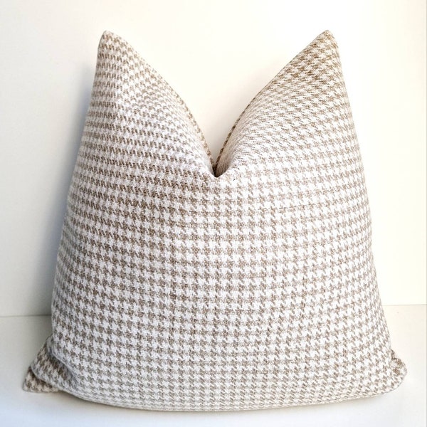 Beige Houndstooth Pillow Cover Modern Geometric Pillow Beige Woven Pillow Midcentury Pillow Cover Retro Houndstooth Pillow Farmhouse Pillow