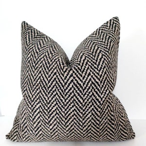 Beige Black Herringbone Pillow Cover Textured Mudcloth Pillow Modern Boho Chevron Cushion Modern Farmhouse Pillow Cover Beige Black Pillow