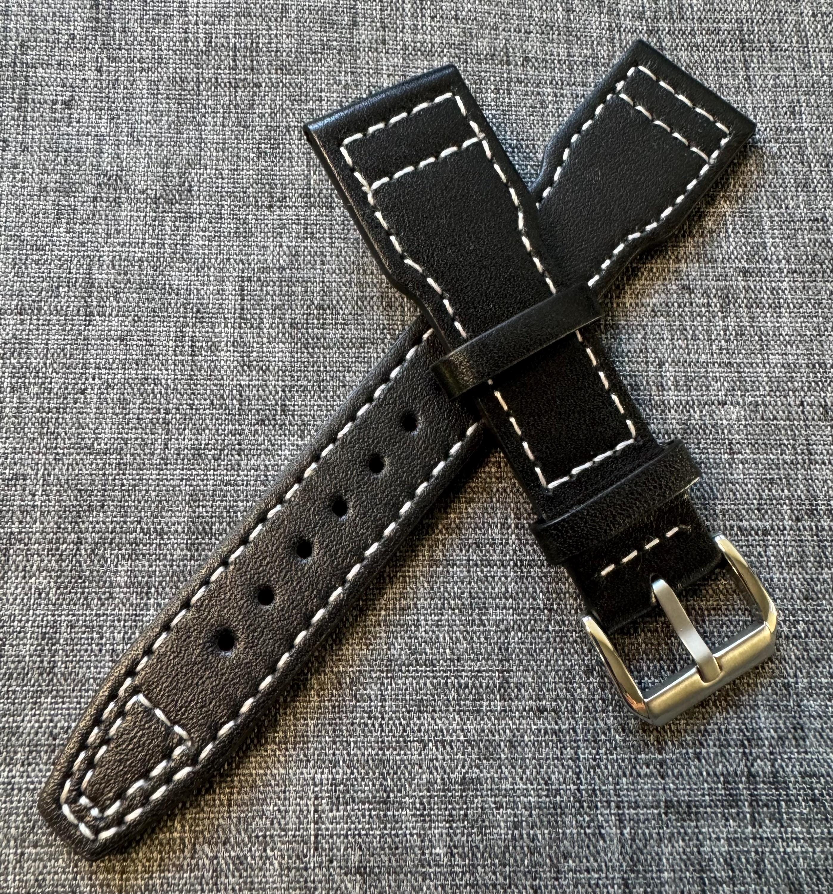 Aviation Style Quality genuine leather watch strap Black White 20 22mm
